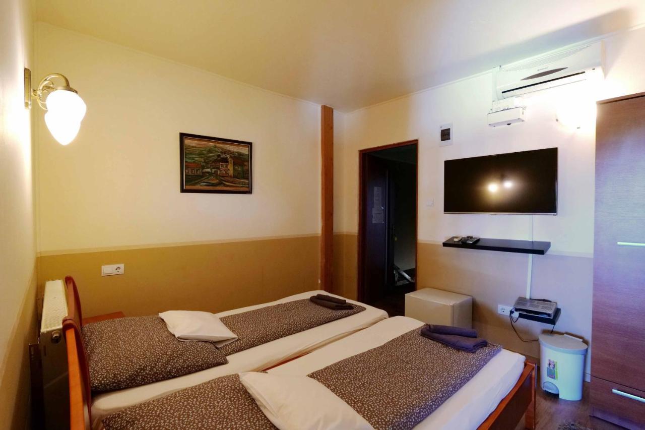 Hotel Nyilas Fogado Nyíregyháza Exteriér fotografie