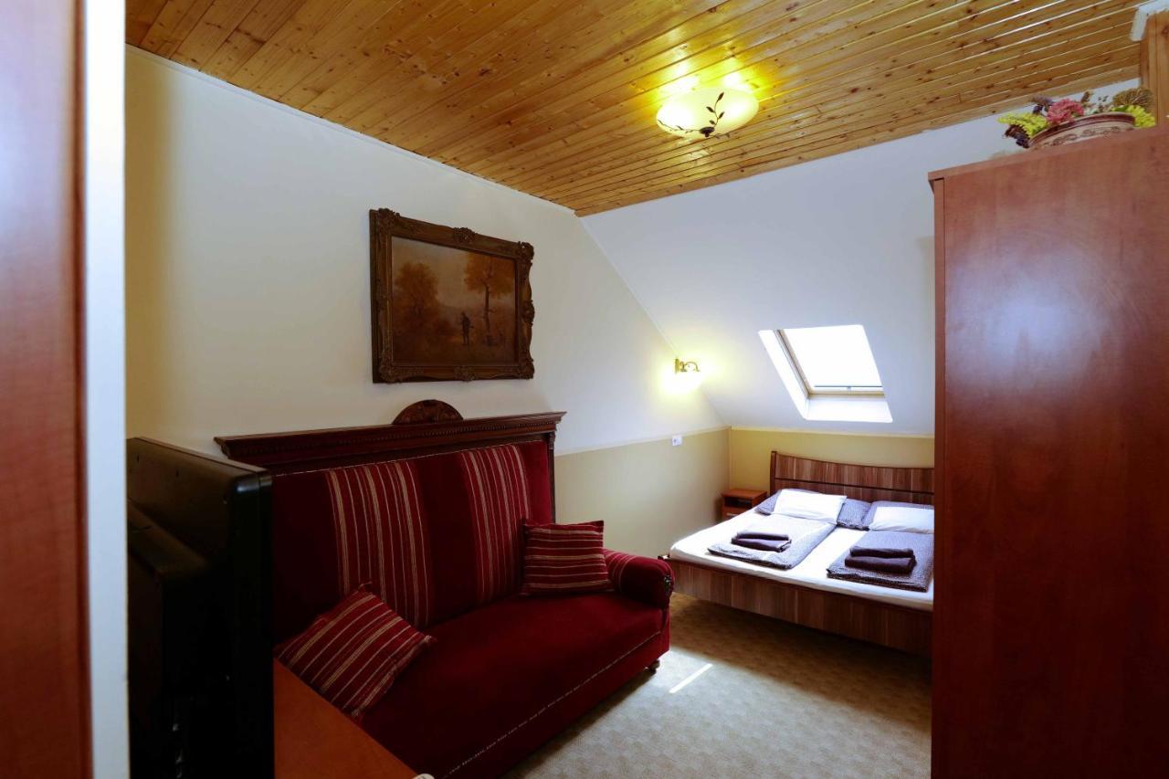 Hotel Nyilas Fogado Nyíregyháza Exteriér fotografie