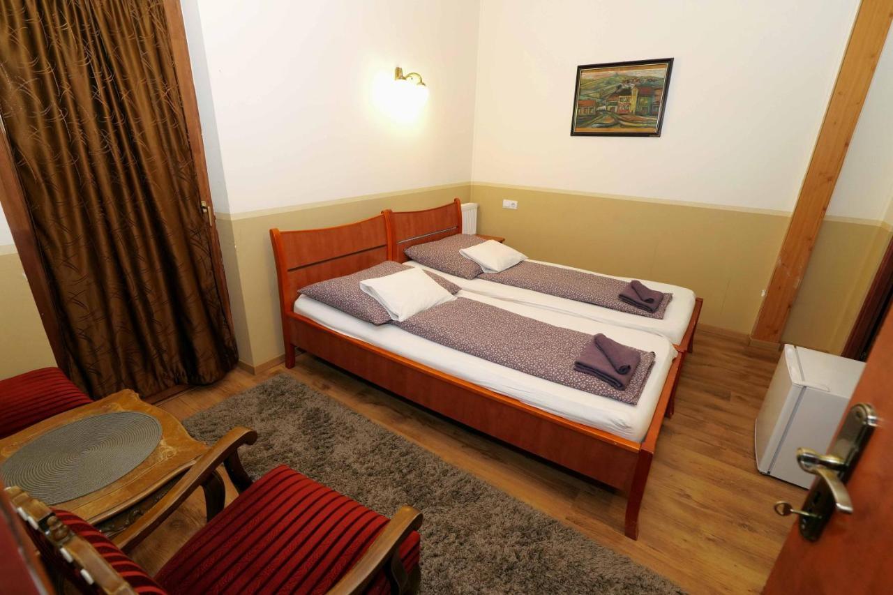 Hotel Nyilas Fogado Nyíregyháza Exteriér fotografie