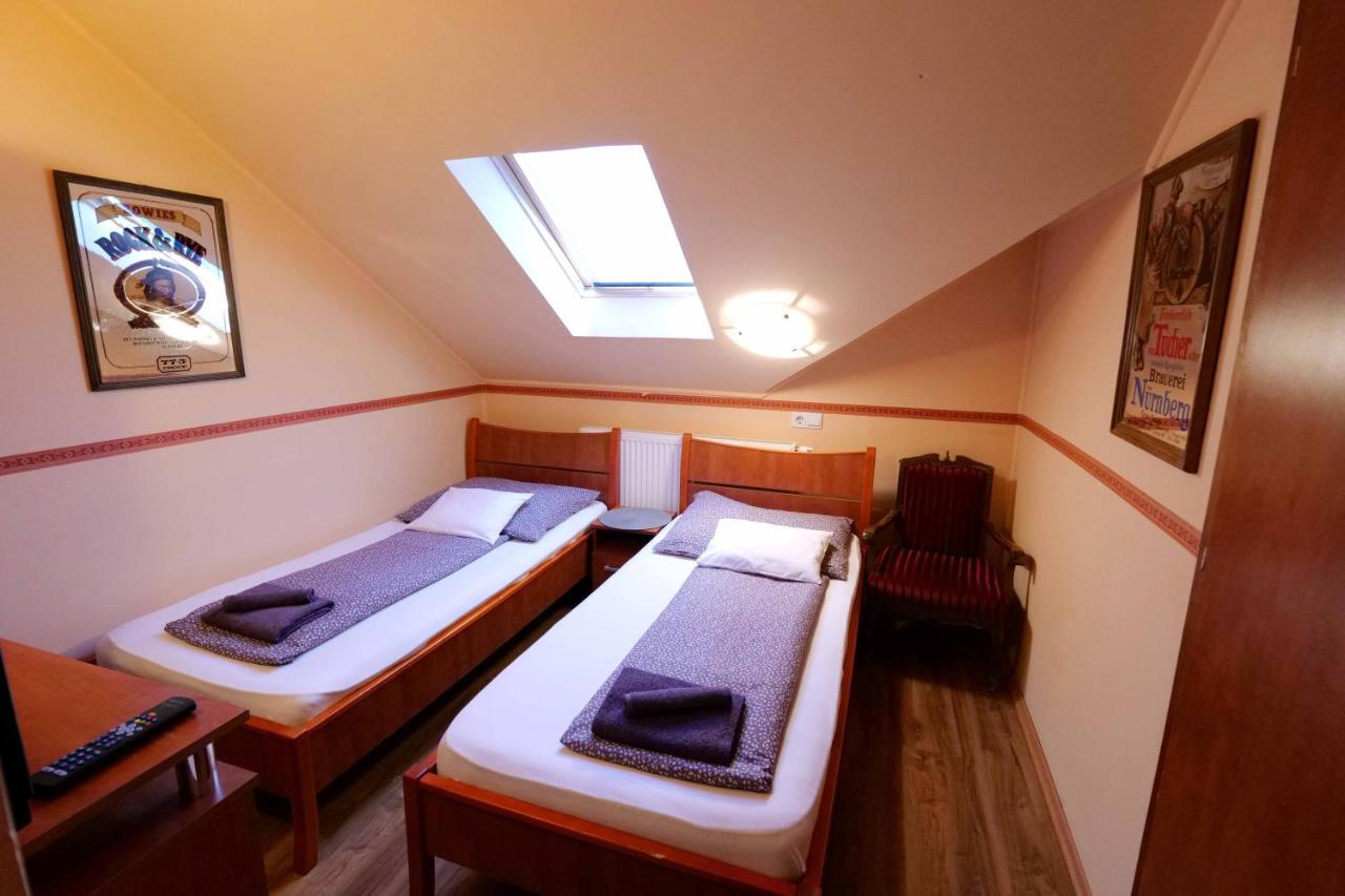 Hotel Nyilas Fogado Nyíregyháza Exteriér fotografie