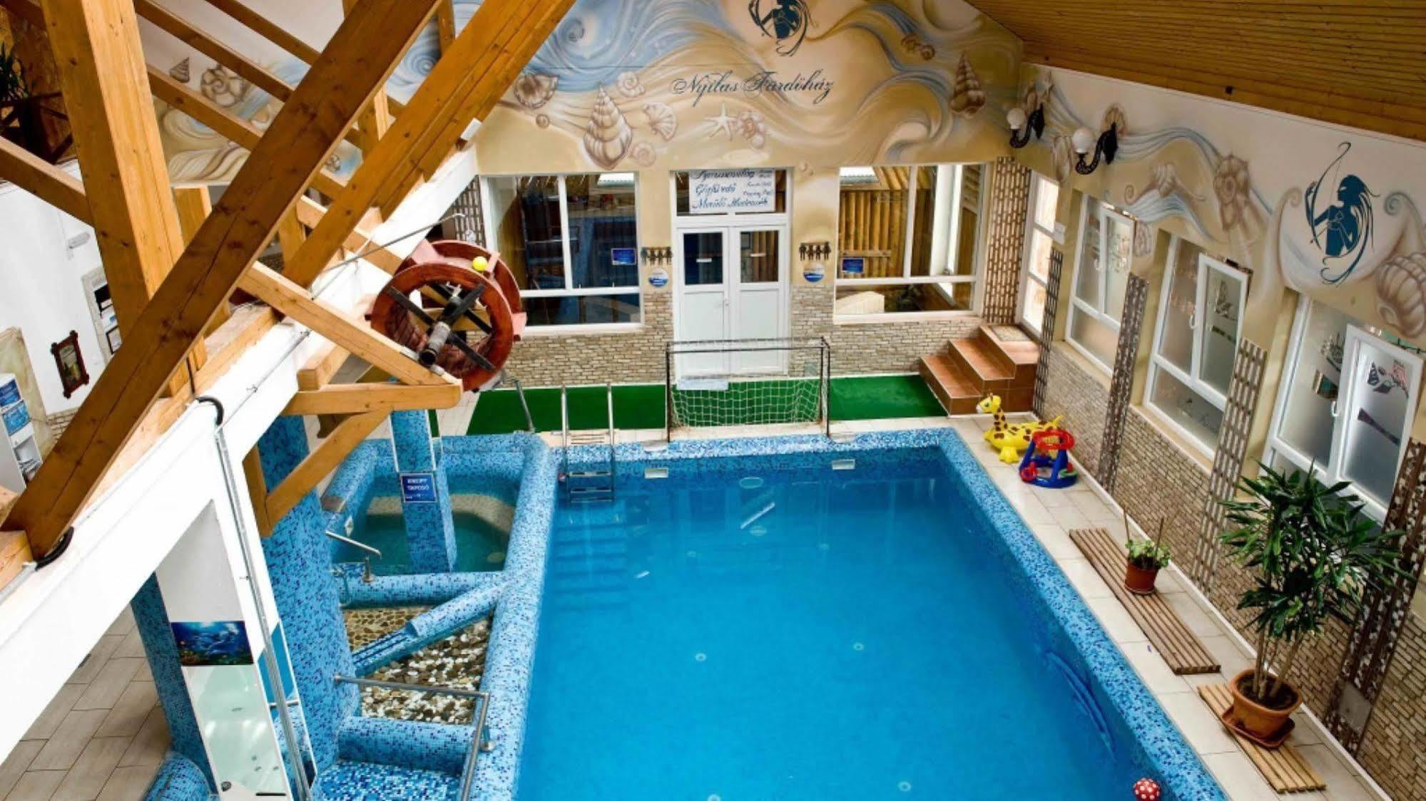 Hotel Nyilas Fogado Nyíregyháza Exteriér fotografie